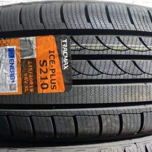 245/40R19 TracMax